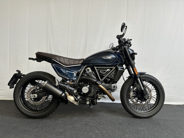 DUCATI Scrambler 803 Nightshift Retro Usato