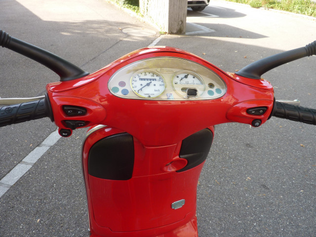 PIAGGIO Vespa 125 ET4 Roller Occasion