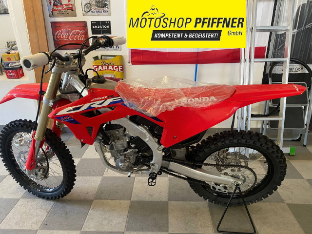 HONDA CRF 250 2024 Motocross Vorführfahrzeug