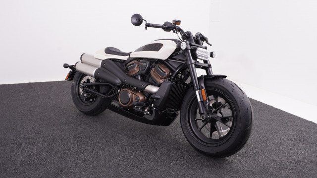 2021 harley davidson deals custom