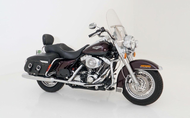 HARLEY-DAVIDSON FLHRCI 1450 Road King Classic Touring Usato