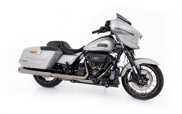 HARLEY-DAVIDSON FLHXSE 1977 CVO Street Glide 121 Touring Vorführfahrzeug