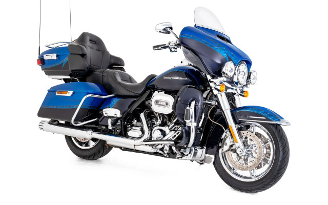 HARLEY-DAVIDSON FLHTKSE 1801 CVO Electra Glide Ultra Limited Touring Occasion