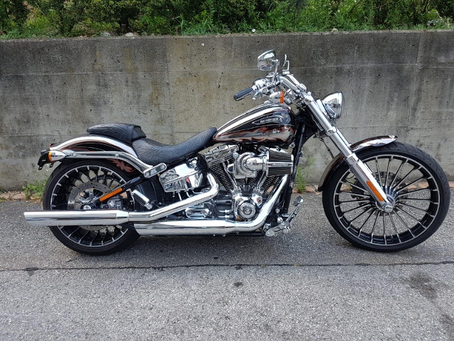 HARLEY-DAVIDSON FXSBSE 1801 CVO Softail Breakout Custom Occasion