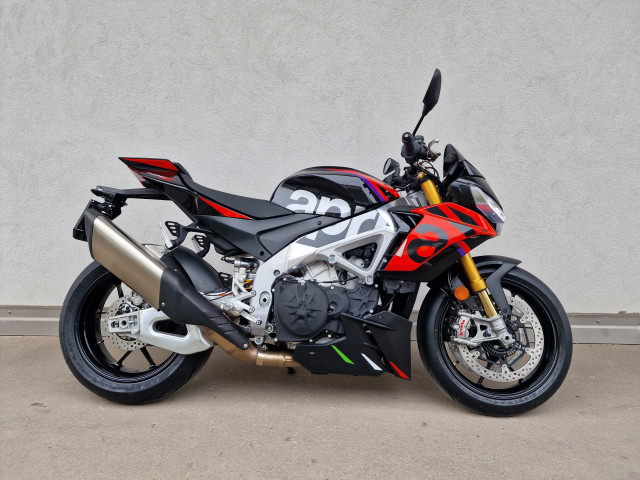 APRILIA Tuono V4 1100 Factory Naked Vorführfahrzeug