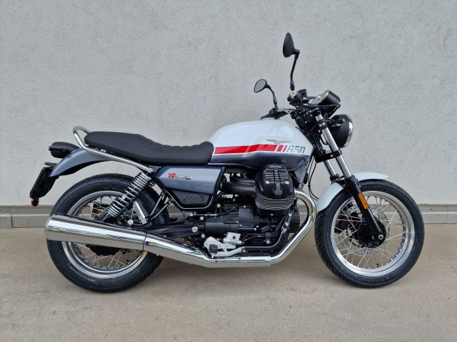 MOTO GUZZI V7 850 Special Retro New vehicle