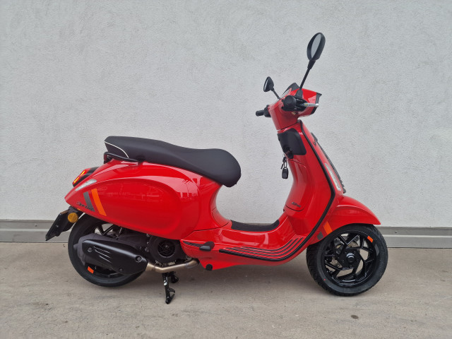 PIAGGIO Vespa Sprint 125 S Roller Neufahrzeug