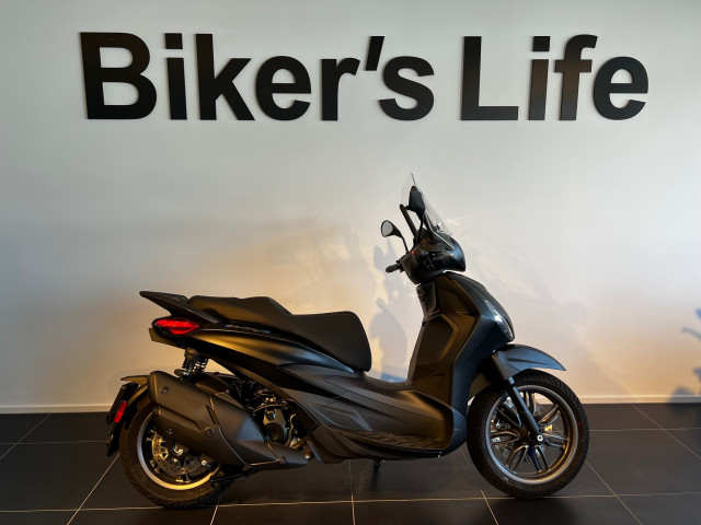 PIAGGIO Beverly 400 Sport Roller Neufahrzeug