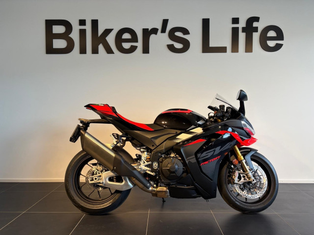 APRILIA RSV4 1100 Factory Sport Neufahrzeug