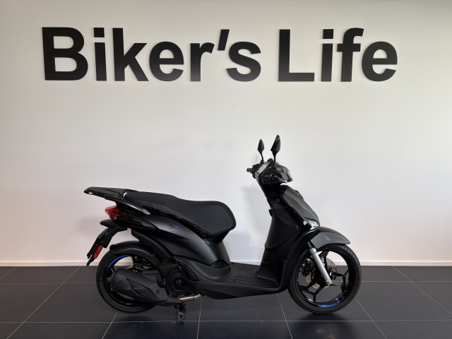 PIAGGIO Liberty 125 Sport Roller Vorführfahrzeug