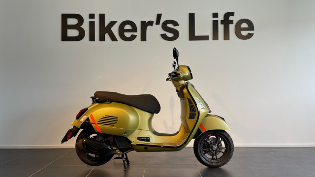 PIAGGIO Vespa GTS 125 Roller Neufahrzeug PIAGGIO Vespa GTS 125 Roller Neufahrzeug