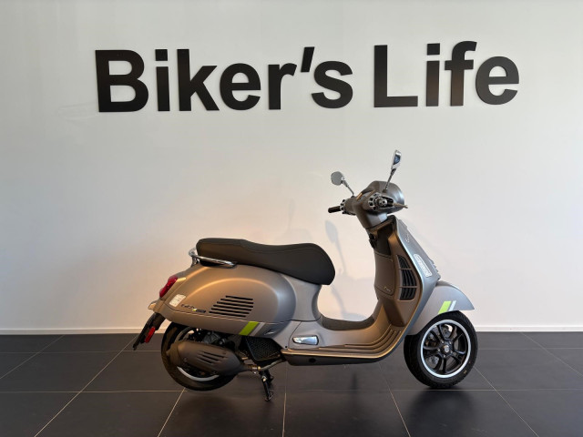 PIAGGIO Vespa GTS 125 Roller Neufahrzeug PIAGGIO Vespa GTS 125 Roller Neufahrzeug