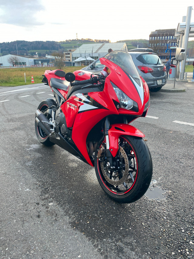 HONDA CBR 1000 RR Fireblade Sport Used