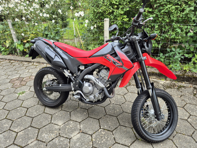 HONDA CRF 250 M Supermoto Usato