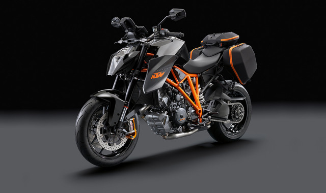 KTM 1290 Super Duke R Naked Used