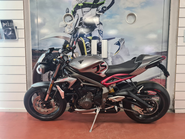 TRIUMPH Street Triple 765 RS Naked Usato