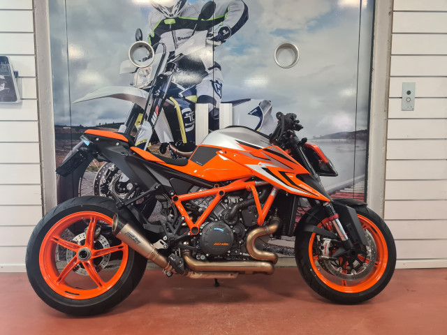 KTM 1290 Super Duke R Naked Occasion