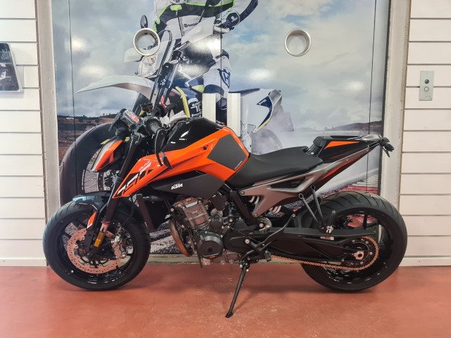 KTM 790 Duke Naked Neufahrzeug