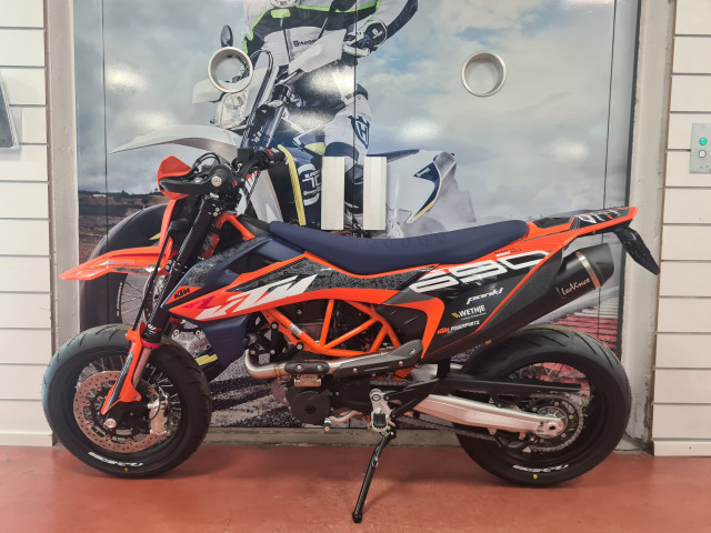 KTM 690 SMC R Supermoto Supermoto Moto neuve