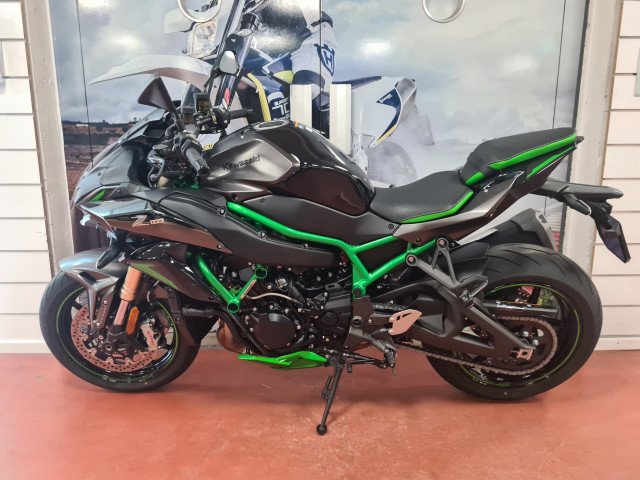 KAWASAKI Z H2 SE Naked Modello dimostrativo