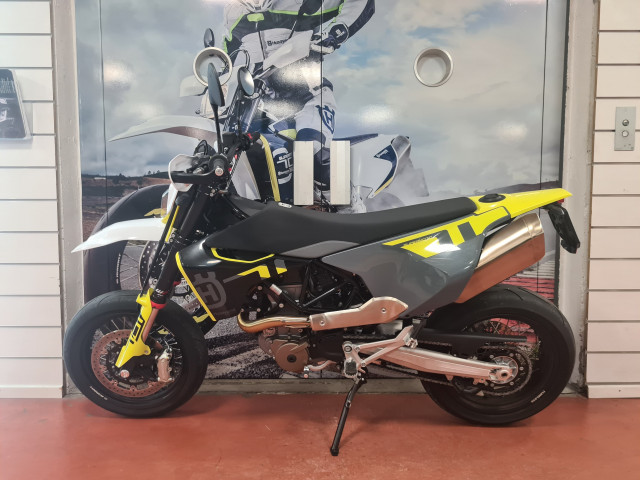 HUSQVARNA 701 Supermoto Supermoto Modello dimostrativo