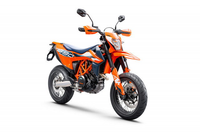 KTM 690 SMC R Supermoto Supermoto Vorführfahrzeug