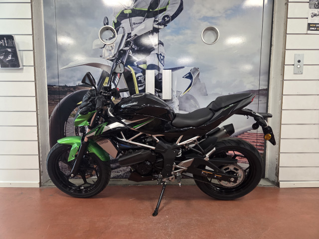 KAWASAKI Z 125 Naked Occasion