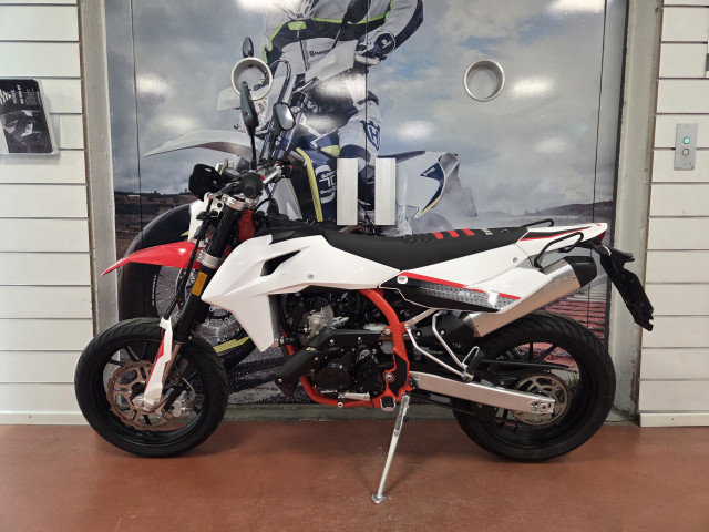 SWM SM 125 R Supermoto Occasion
