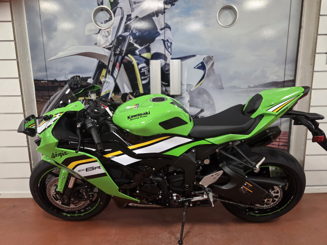 KAWASAKI Ninja ZX-6R Performance Sport Vorführfahrzeug