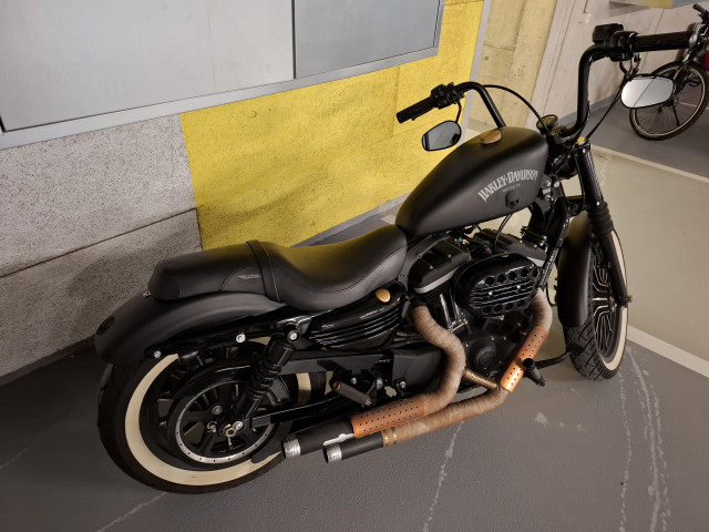 HARLEY-DAVIDSON XL 883 N Sportster Iron Custom Occasion