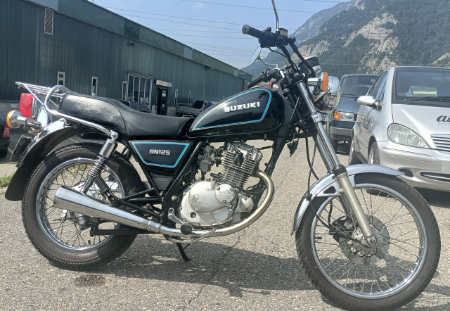 SUZUKI GN 125 Custom Usato