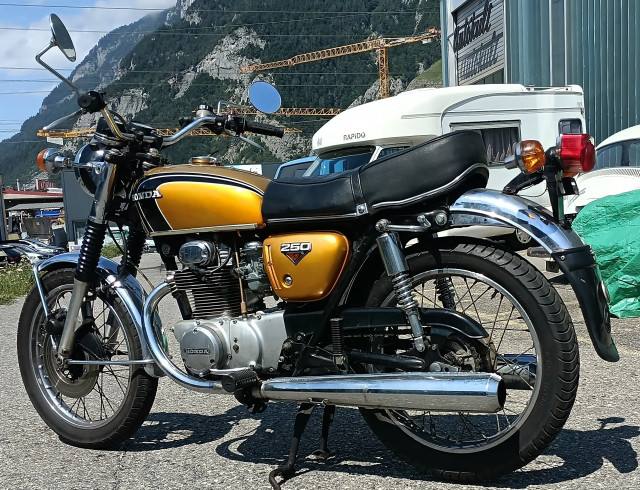 HONDA CB 250 Touring Occasion