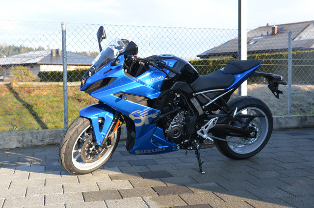 SUZUKI GSX-8R Sport New vehicle