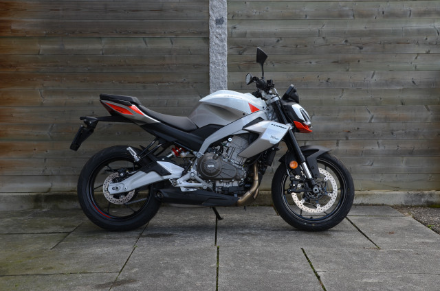 APRILIA Tuono 457 Naked Neufahrzeug