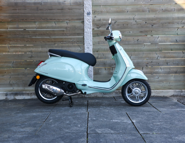 PIAGGIO Vespa Primavera 125 Roller Neufahrzeug PIAGGIO Vespa Primavera 125 Roller Neufahrzeug