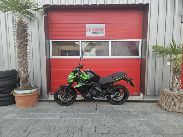 KAWASAKI ER-6n Naked Occasion