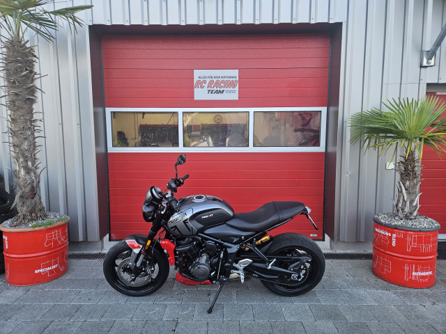 TRIUMPH Trident 660 Naked Occasion