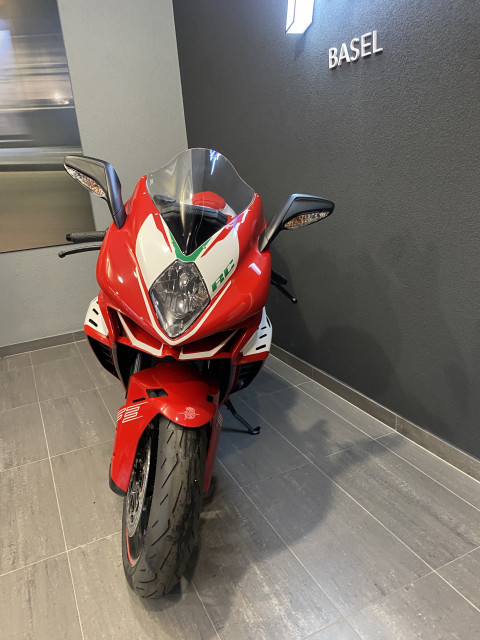 Buying a motorcycle: MV AGUSTA F3 800 new vehicles for sale