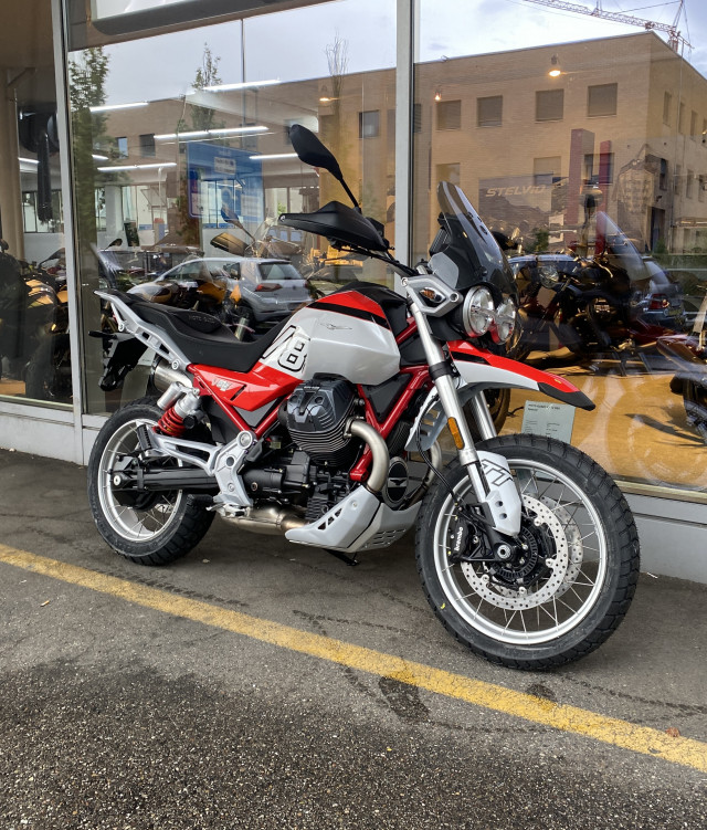 MOTO GUZZI V85 TT Enduro Neufahrzeug