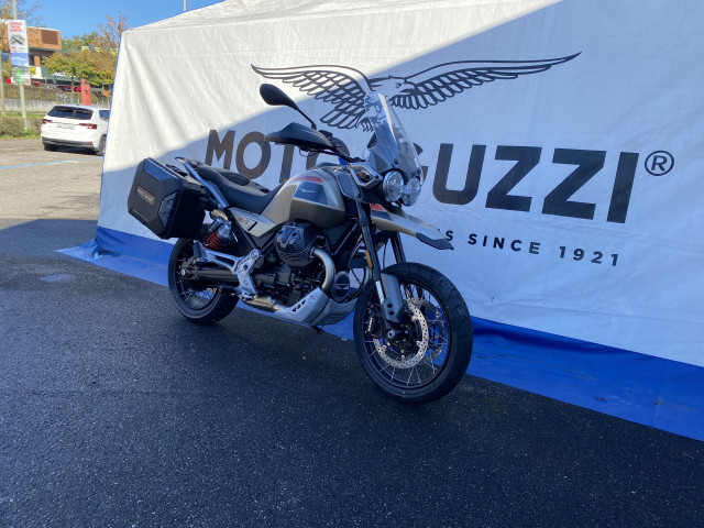 MOTO GUZZI V85 TT Travel Enduro Vorführfahrzeug