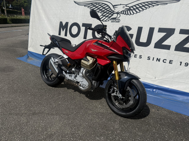 MOTO GUZZI V100 Mandello Wind Tunnel Touring Neufahrzeug