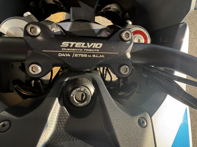 MOTO GUZZI Stelvio Duecento Tributo Enduro Neufahrzeug