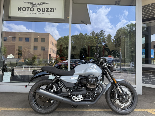 MOTO GUZZI V7 850 Sport Retro Neufahrzeug