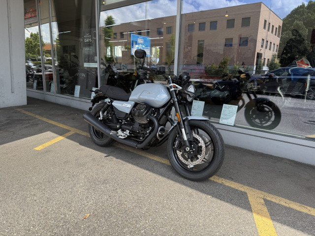 MOTO GUZZI V7 850 Sport Retro Neufahrzeug