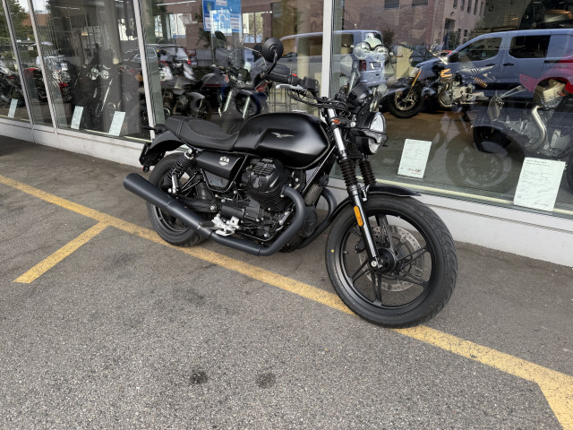 MOTO GUZZI V7 850 Stone Retro Occasion