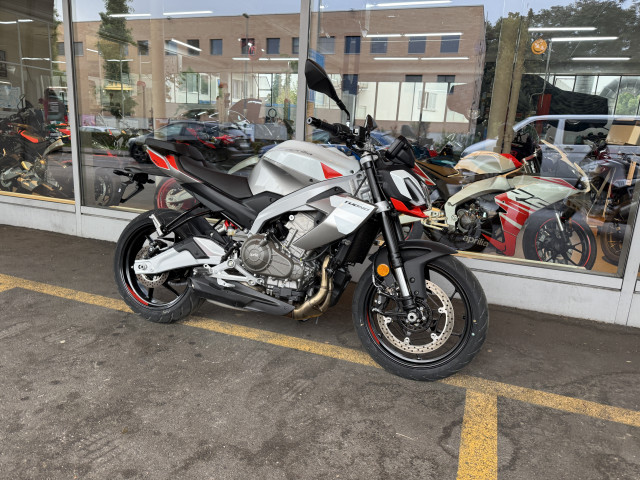 APRILIA Tuono 457 Naked Neufahrzeug
