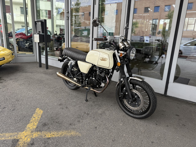 MASH Black Seven 125 Retro Occasion