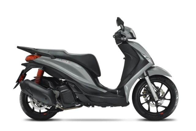 PIAGGIO Medley 125 Sport Roller Neufahrzeug