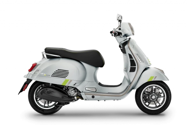 PIAGGIO Vespa GTS 300 HPE Super Tech Scooter Moto neuve