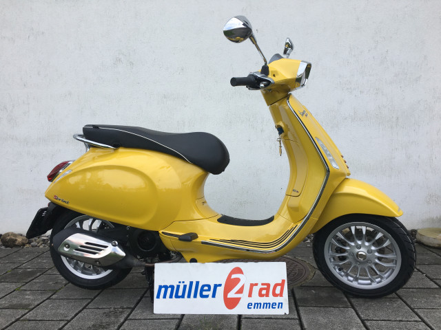 PIAGGIO Vespa Sprint 125 Roller Occasion